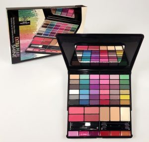 F1-452 Deluxe Makeup Pallet With Extra Pearl